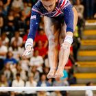 Rebecca Downie (GBR), Siegerin am Stufenbarren