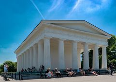 recht unumtriebige sonnen- und schattenverweiler...