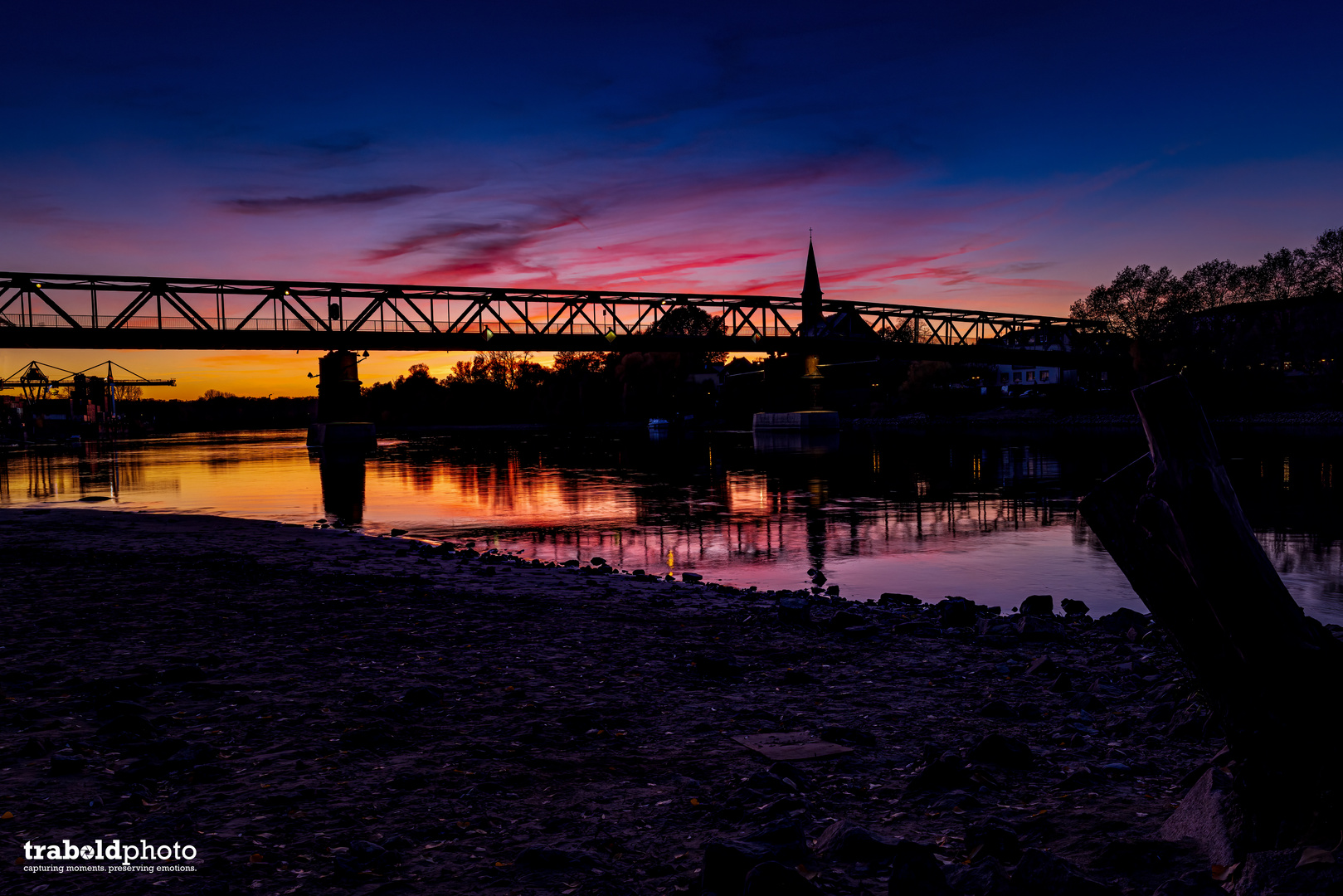 Rechts des Rheins ist auch noch Mainz 