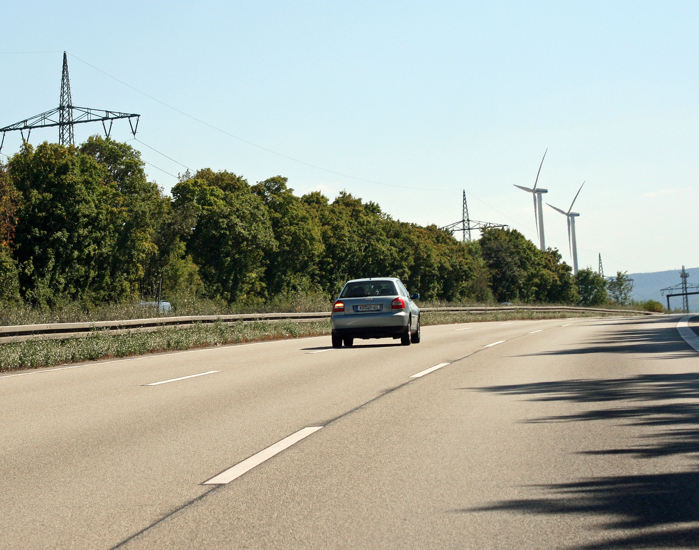 Rechtsfahrgebot oder Rechtsfahrverbot?