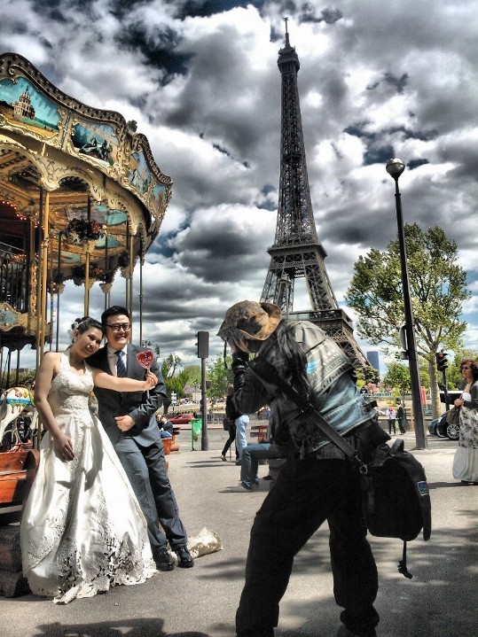 RECIEN CASADOS EN PARIS