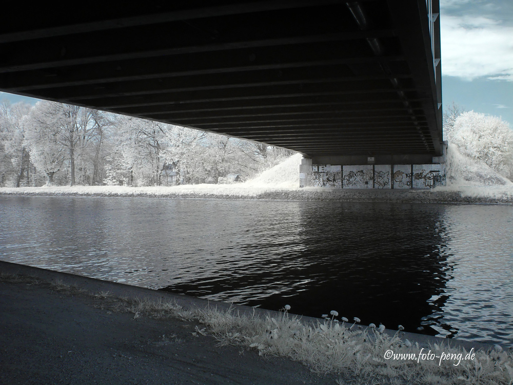 Recke Mittellandkanal - Brücke Hauptstraße von unten