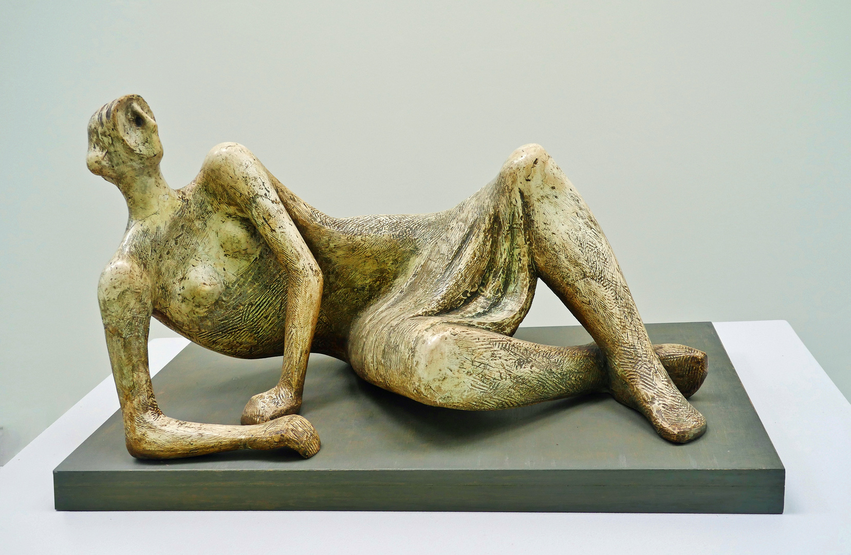 " Reclining Figure Nr. 4 "