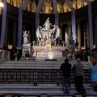 Recueillement - église de la Madeleine - Paris