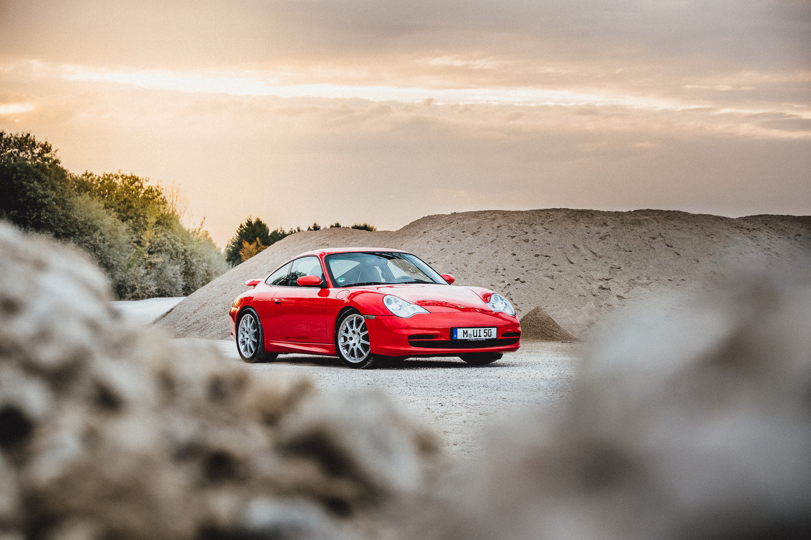Red and hot Foto & Bild autos & zweiräder, pkw, verkehr & fahrzeuge