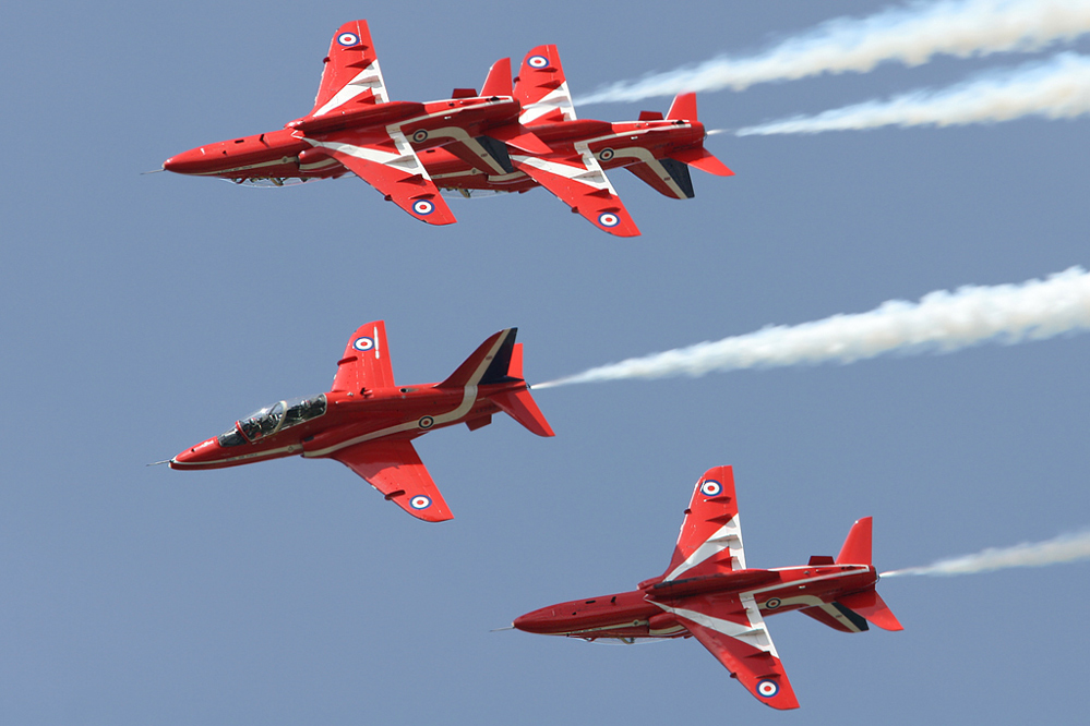 - Red Arrows -