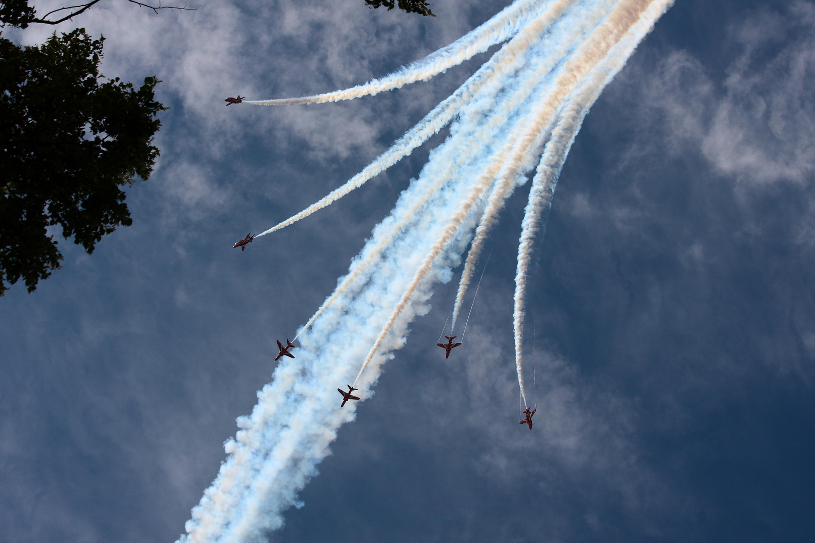 Red Arrows über Goodwood