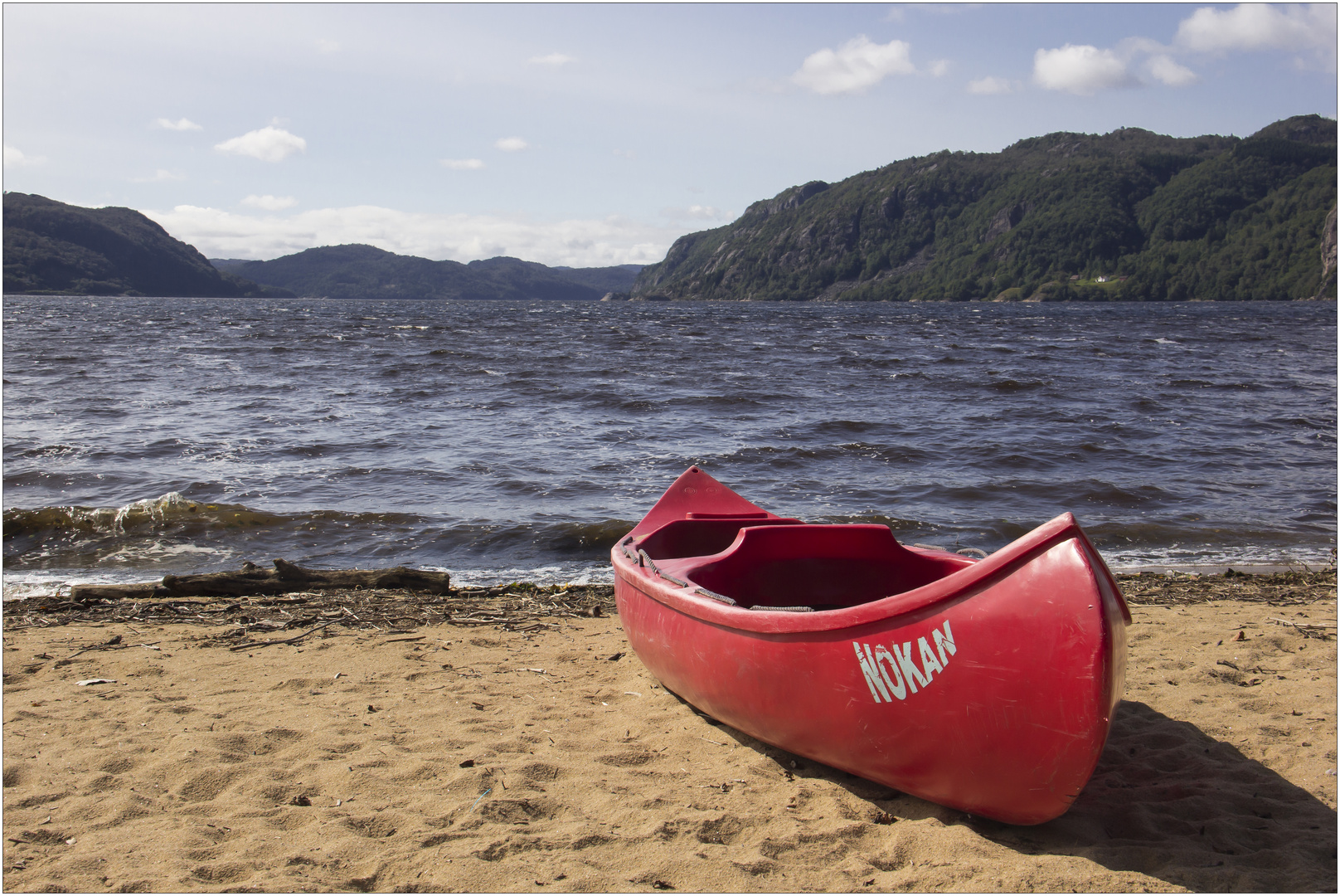 Red boat (25.08.2017)