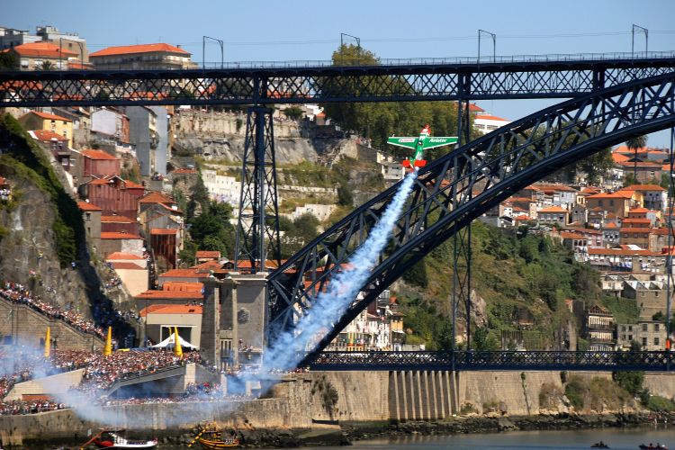 RED BULL AIR RACE PORTO-GAIA -2