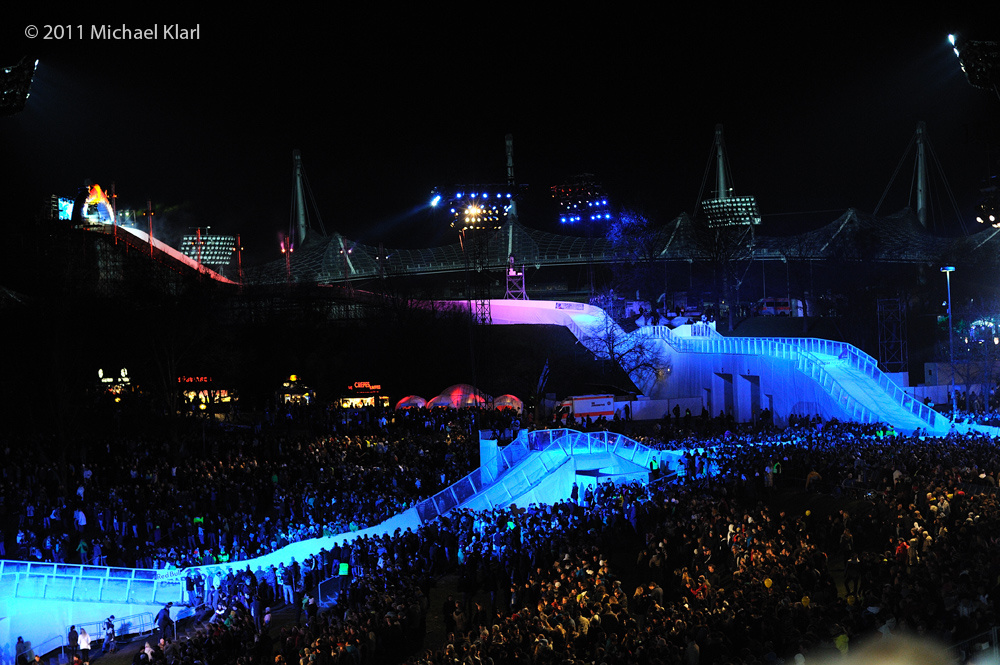 Red Bull Crashed Ice 2011 Munich Nr. 01