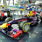 :red bull racing im hangar 7: