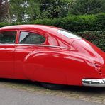 RED COUPE