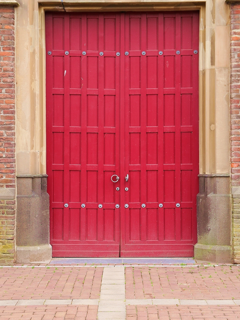 red door