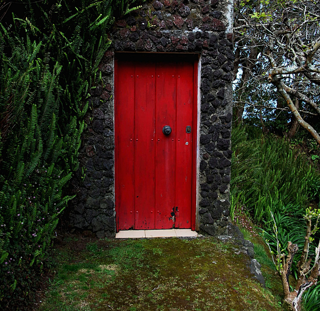 red door