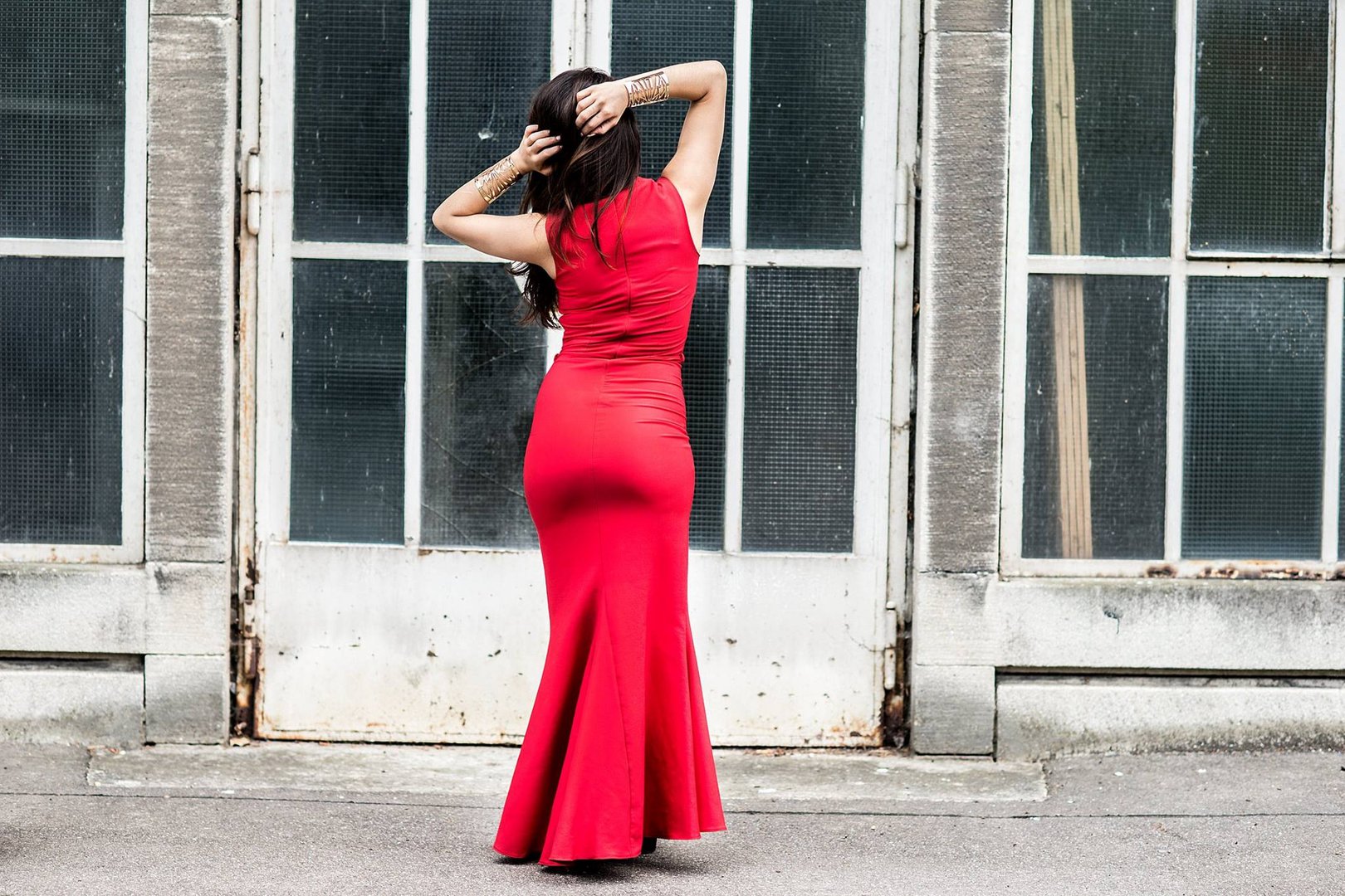 red dress