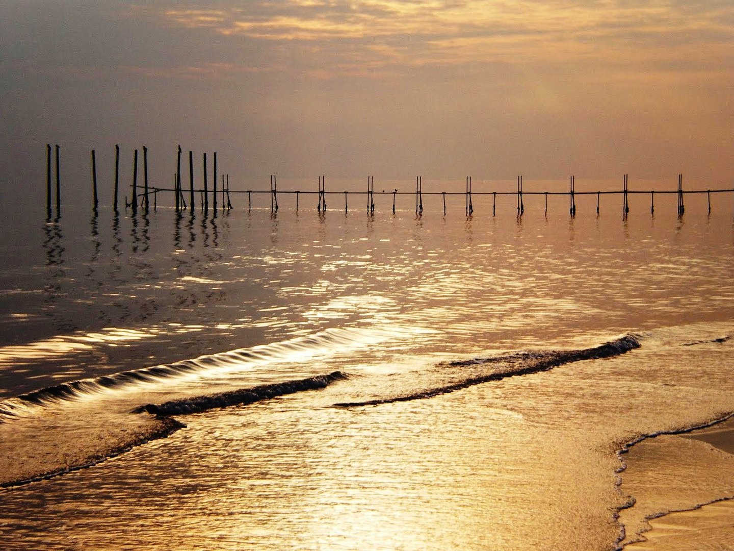 Red gold on the sea