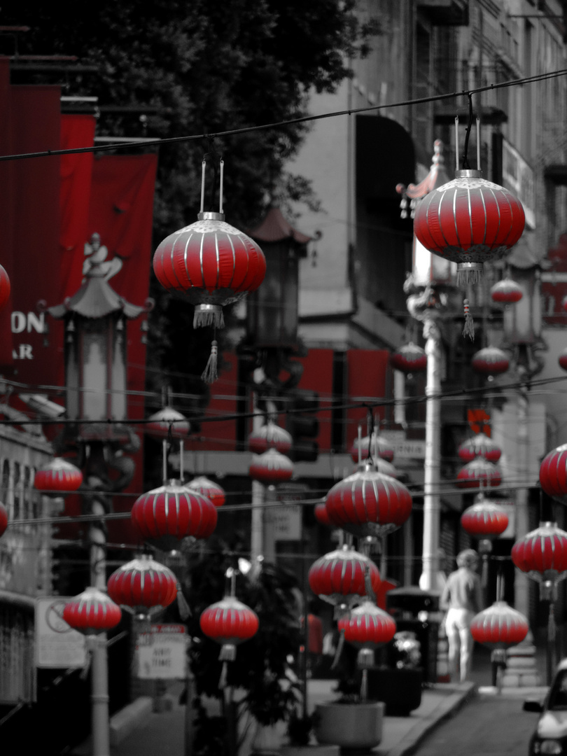 Red lanterns in Chinatown SF