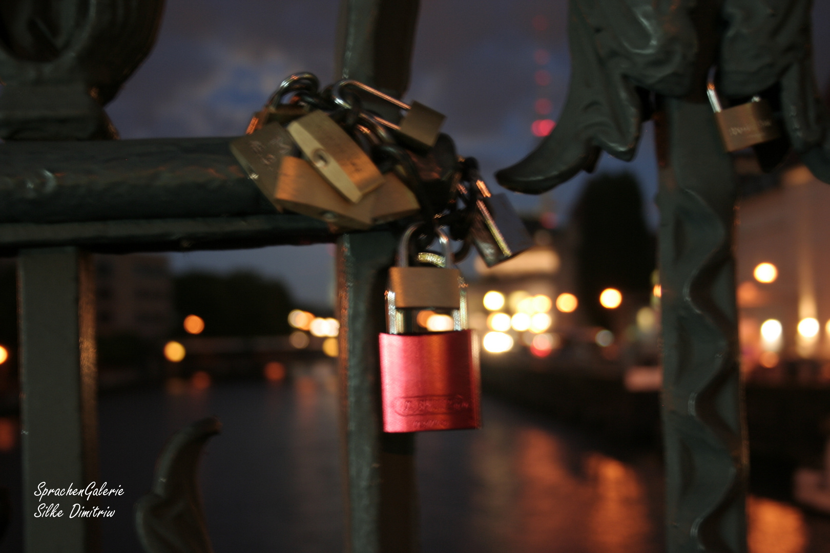 Red Lock - Red Love