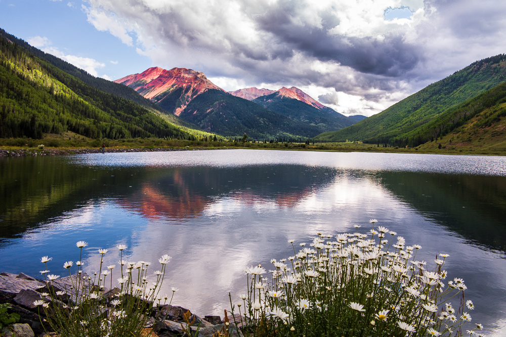 Red Mountains