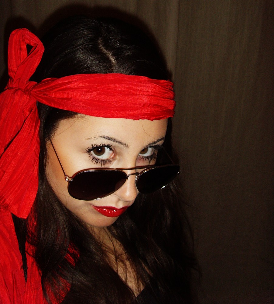 Red Piratlady.