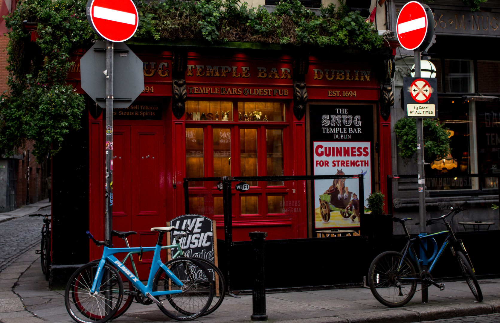 Red pub in Dublin
