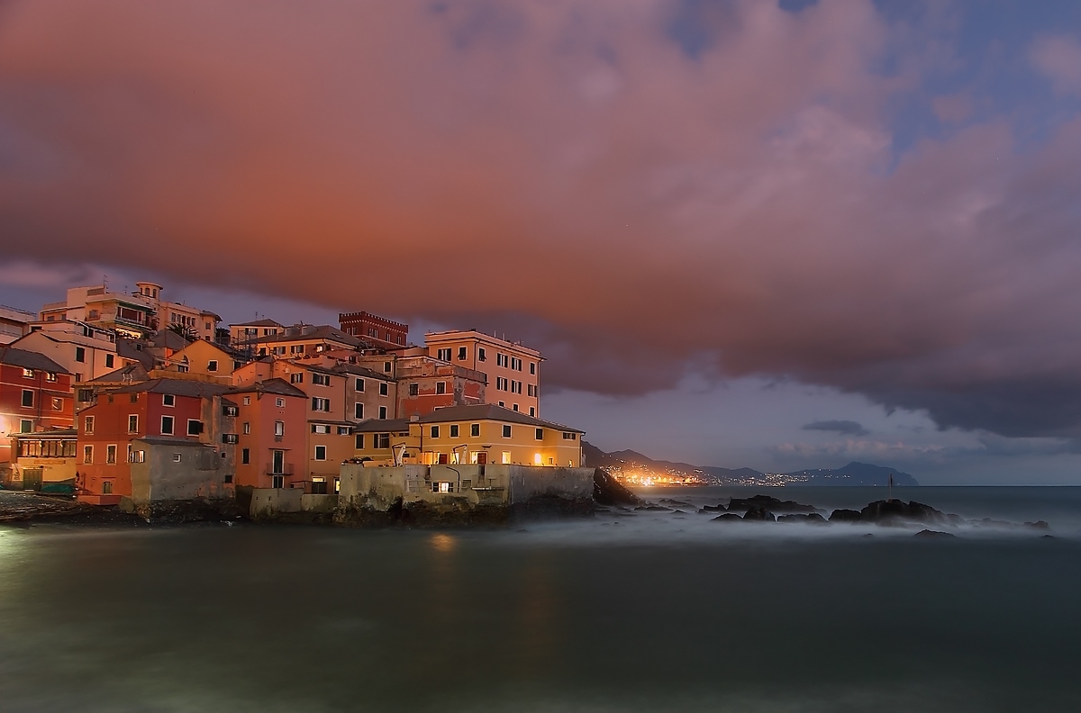 Red sky to Boccadasse