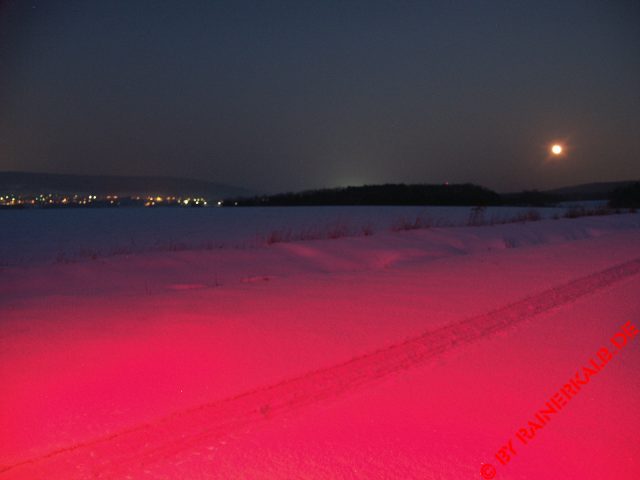 Red Snow Light