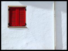 red window shutter (Südtirol)