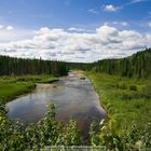 Redknfe River am Mackenzie Highway, Northwest Territories, Kanada