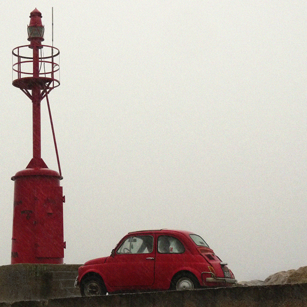 REDS IN THE RAIN