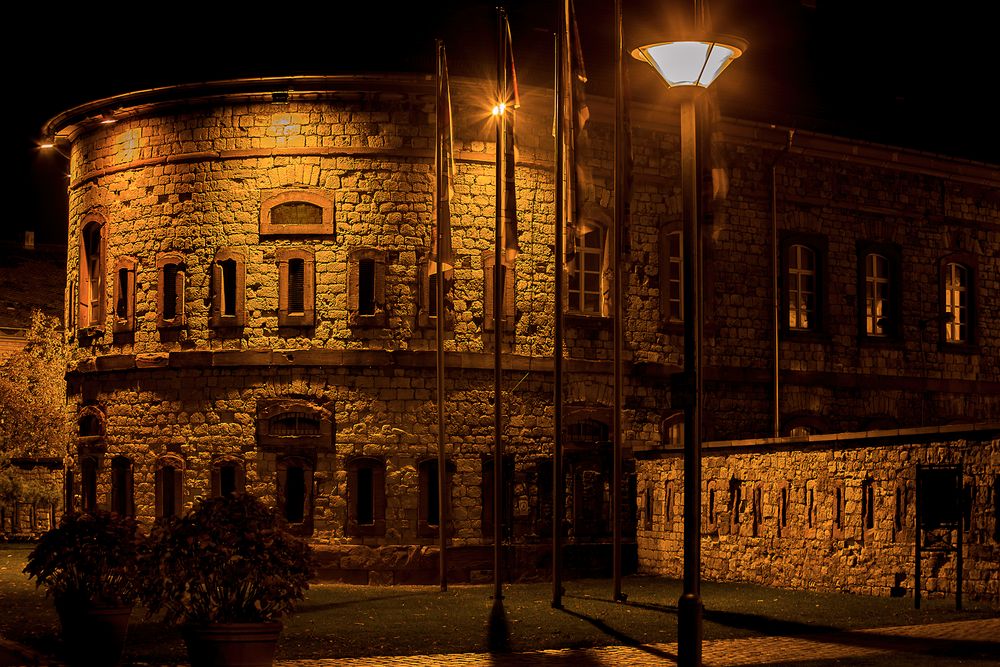 Reduit mit Beleuchtung Foto & Bild architektur, architektur bei nacht