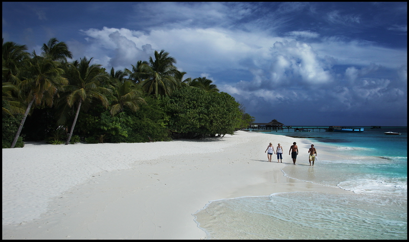 reethi beach resort01