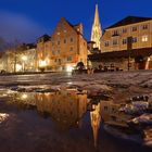 Reflection in the cobblestones