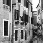 REFLEJOS DE UNA ESQUINA VENECIANA