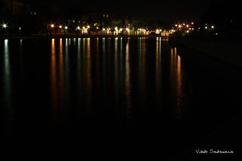 REFLEJOS EN EL PARQUE DEL MAR