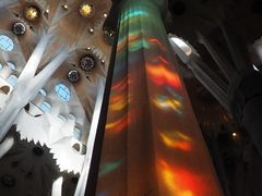 Reflejos en la Sagrada Familia de Gaudi