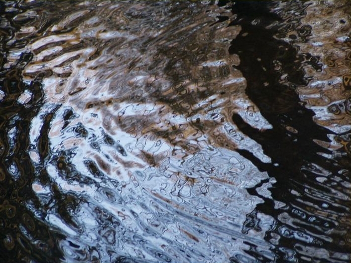 reflektion auf dem wasser II