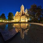 Reflektionen am Kaiser- und Mariendom zu Speyer