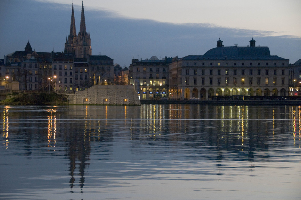 reflet dans la nuit