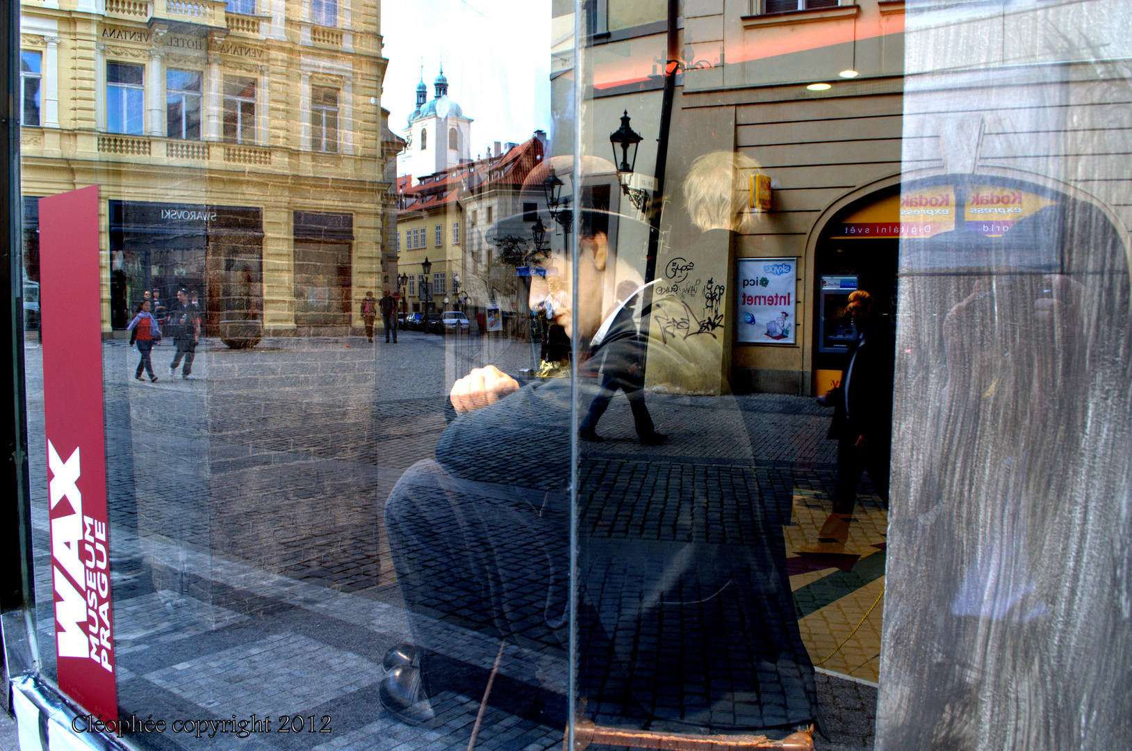 reflet d'une vitrine ...