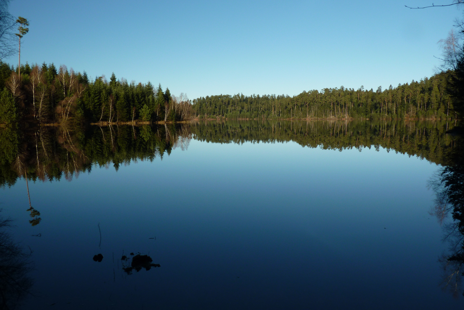 Reflet sur le lac de Pierre-Percée