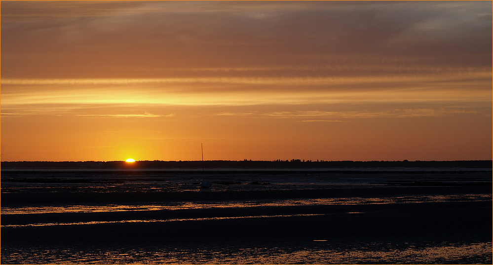 Reflets à marée basse devant St-Trojean (Île d’Oléron)