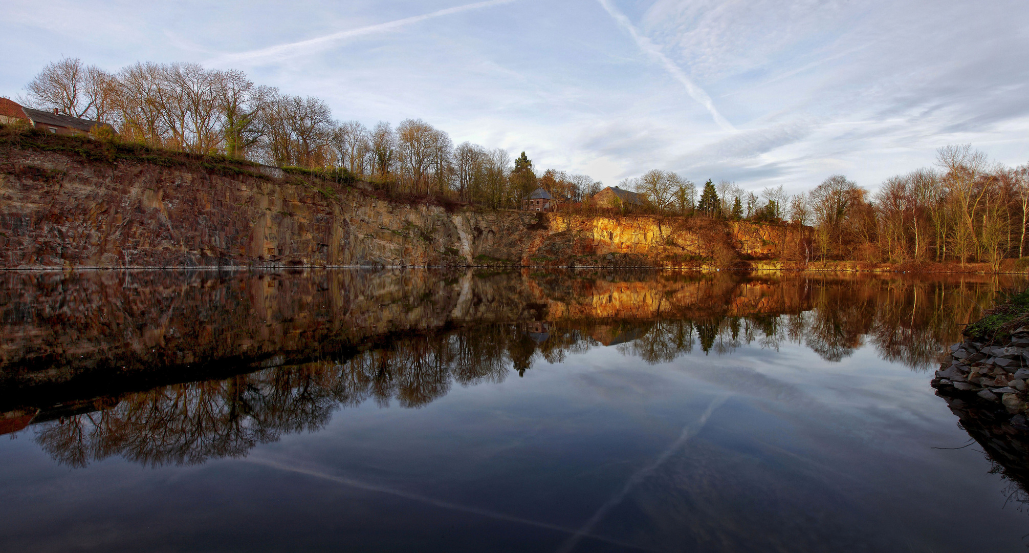 Reflets dans la Carrière