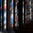 Reflets de vitraux (Basilique de Pontmain - Mayenne)