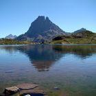 Reflets d'Ossau dans lac d'Ayous