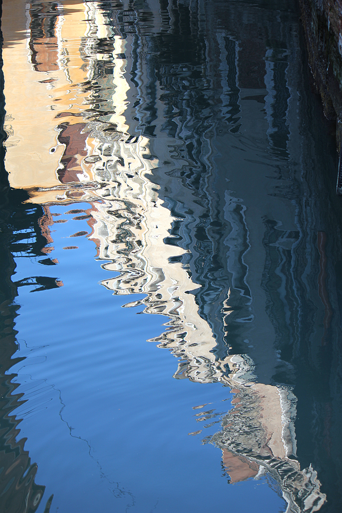 reflets du canal à Venise