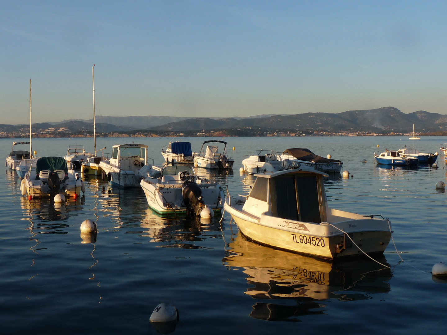 Reflets - Le Port du Brusc