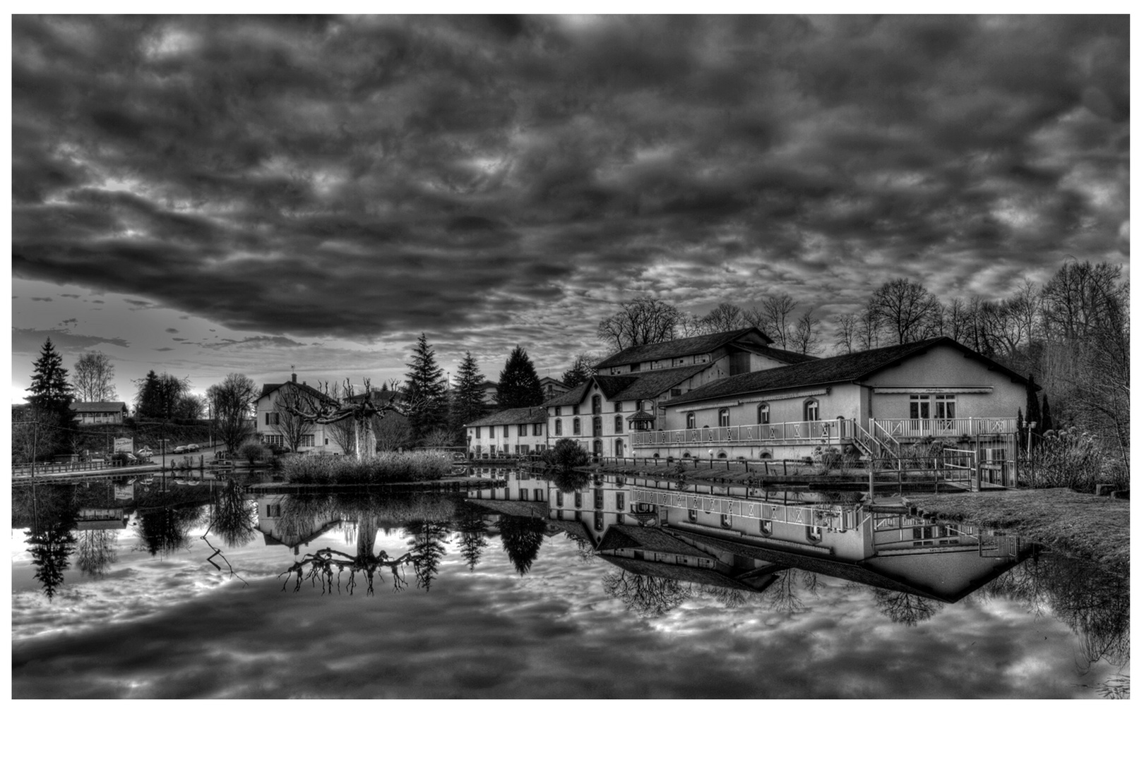 Reflets Moulin de Poustagnac