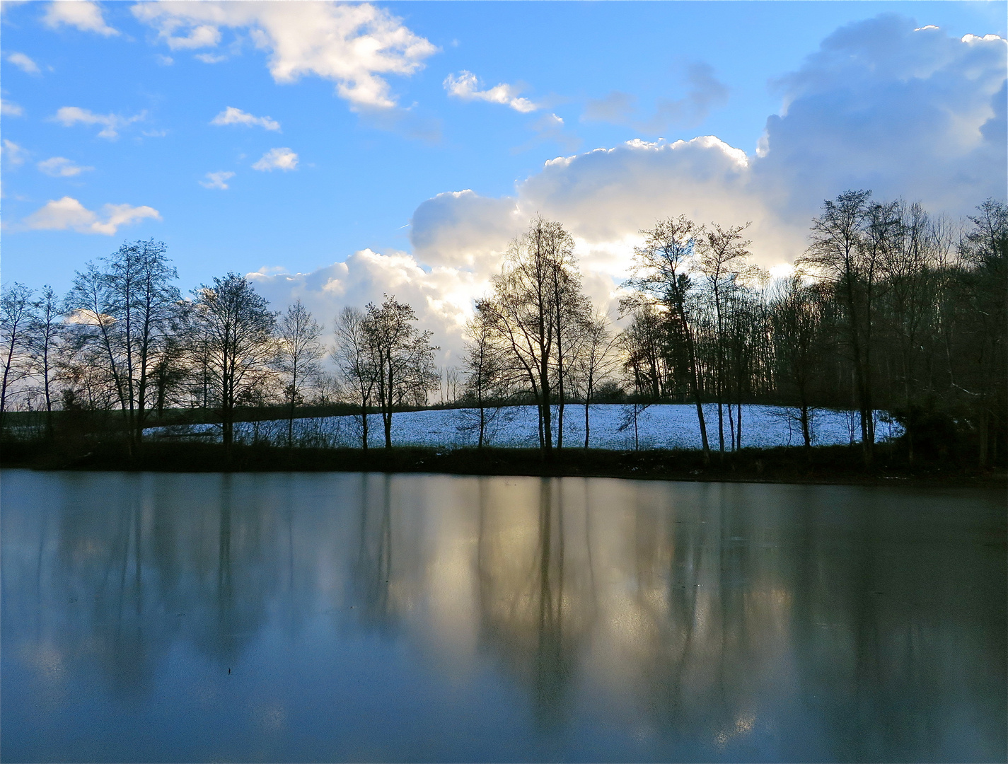 ... reflets sur le lac !!!...