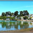 REFLETS SUR LE PORT .